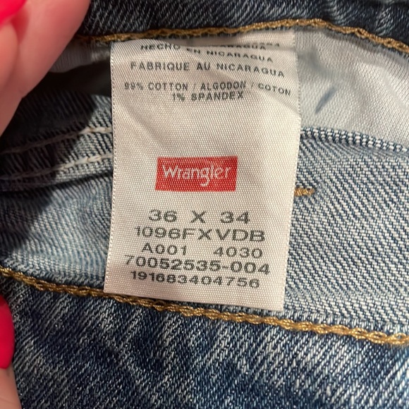 Wrangler Festival Shorts - Picture 4 of 4